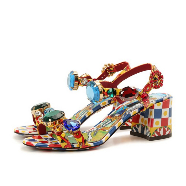 Lunaria Luxe – Boho-Strasssandalen