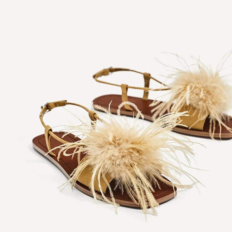 FeatherDream – Federleichte Sommer-Sandalen