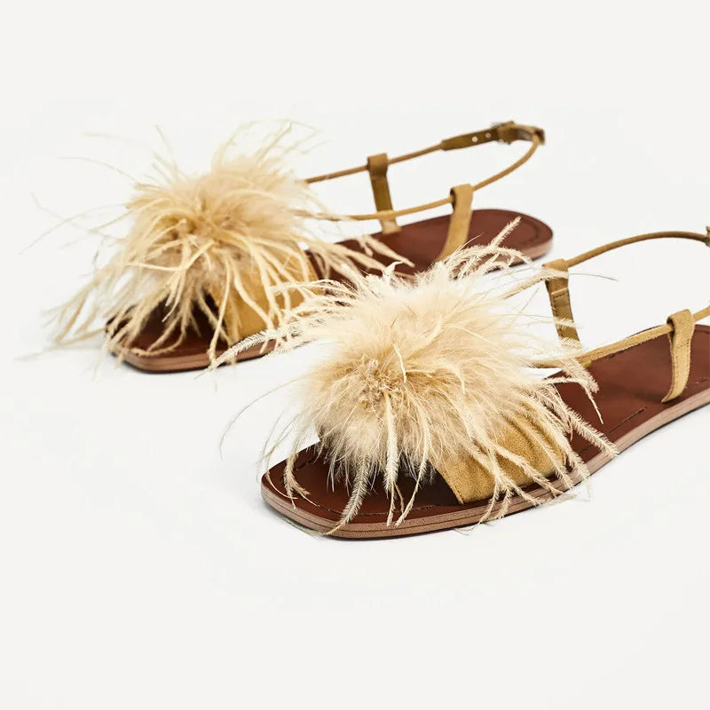 FeatherDream – Federleichte Sommer-Sandalen