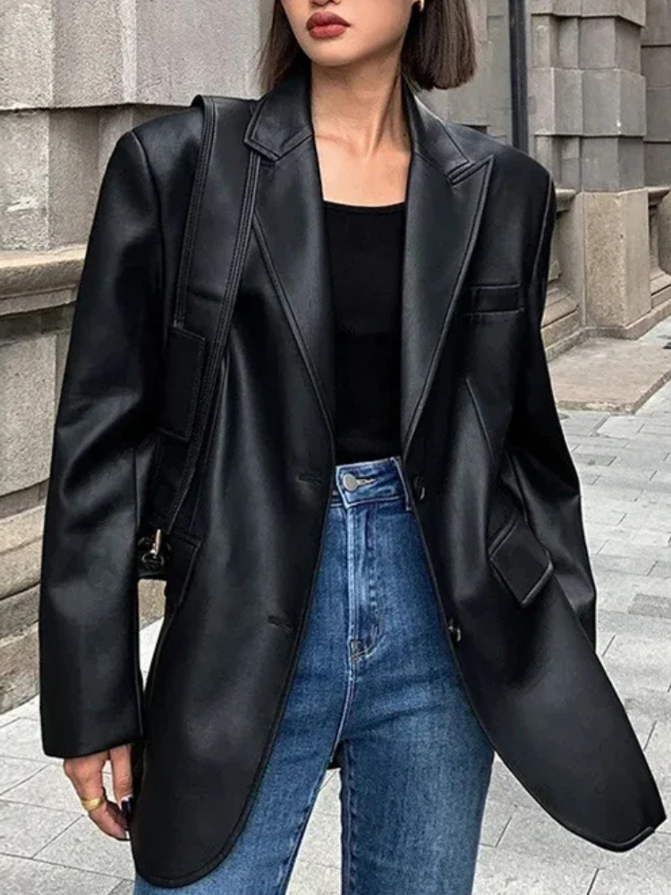 Veloura Blazer – Oversized Blazer PU-Leder