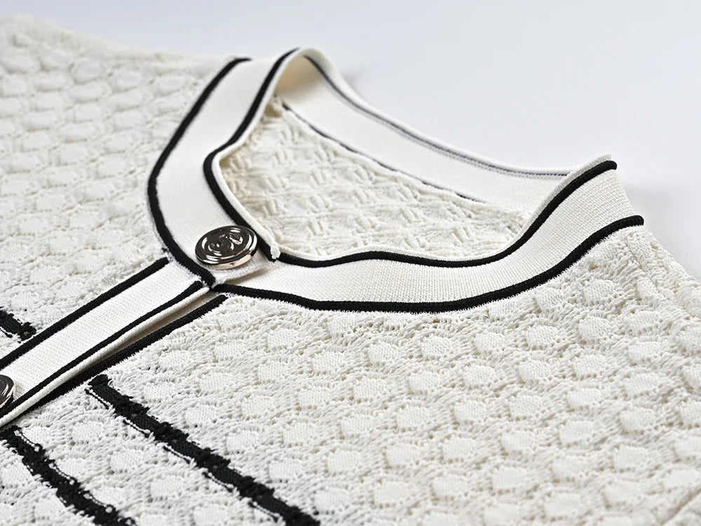 Clara Noir – Zweiteiliges Pointelle-Strickset in Weiß & Schwarz