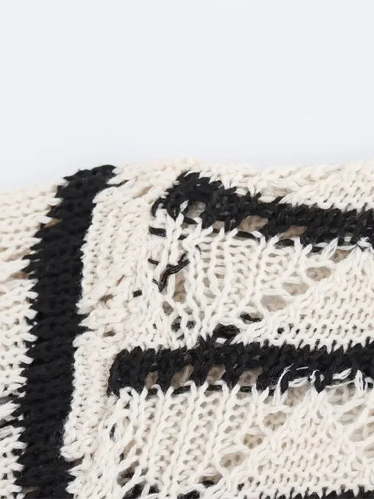 Lea Stripes – Two-piece women's knitting set 