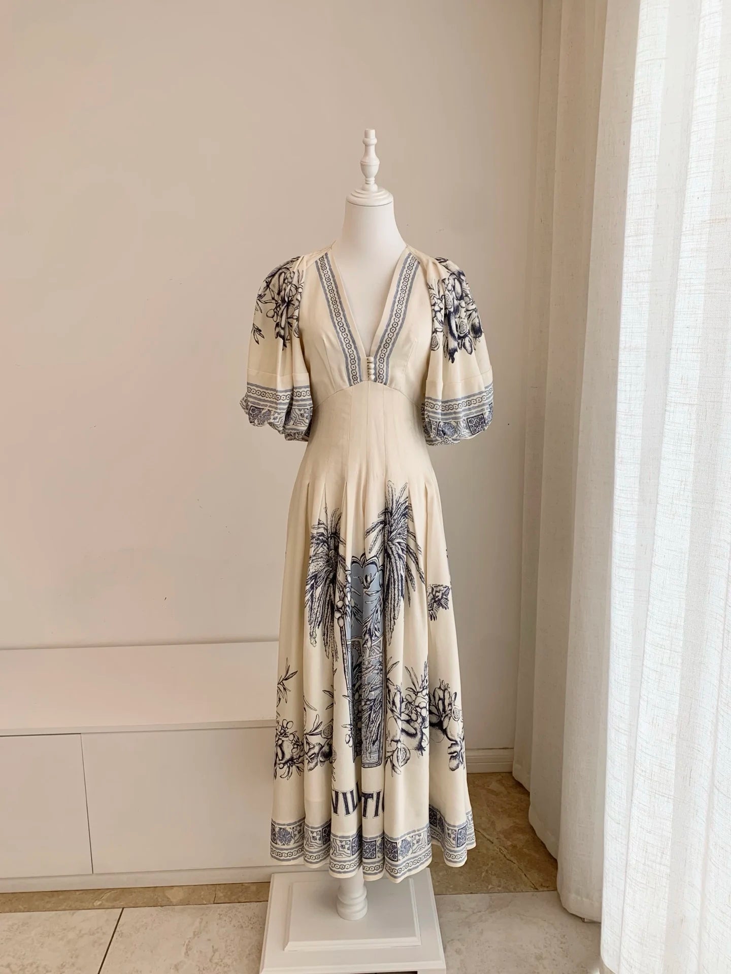 Porlina Dress