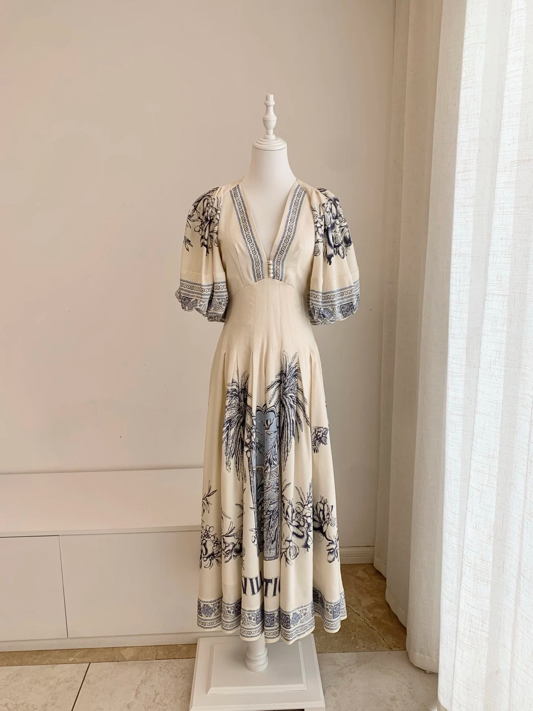 Porlina Dress