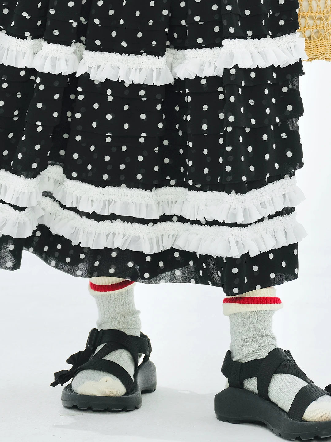 Lunapunkt – Skirt with polka dots &amp; lace