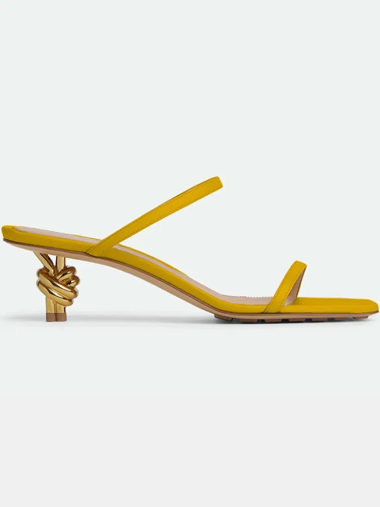 Aurora Knots Kitten-Heels