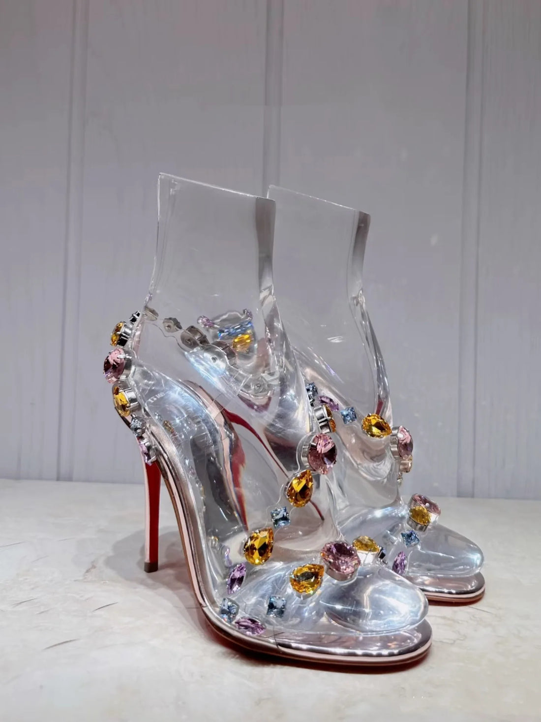 Gemira Heels – mit Edelstein-Details (Multicolor)