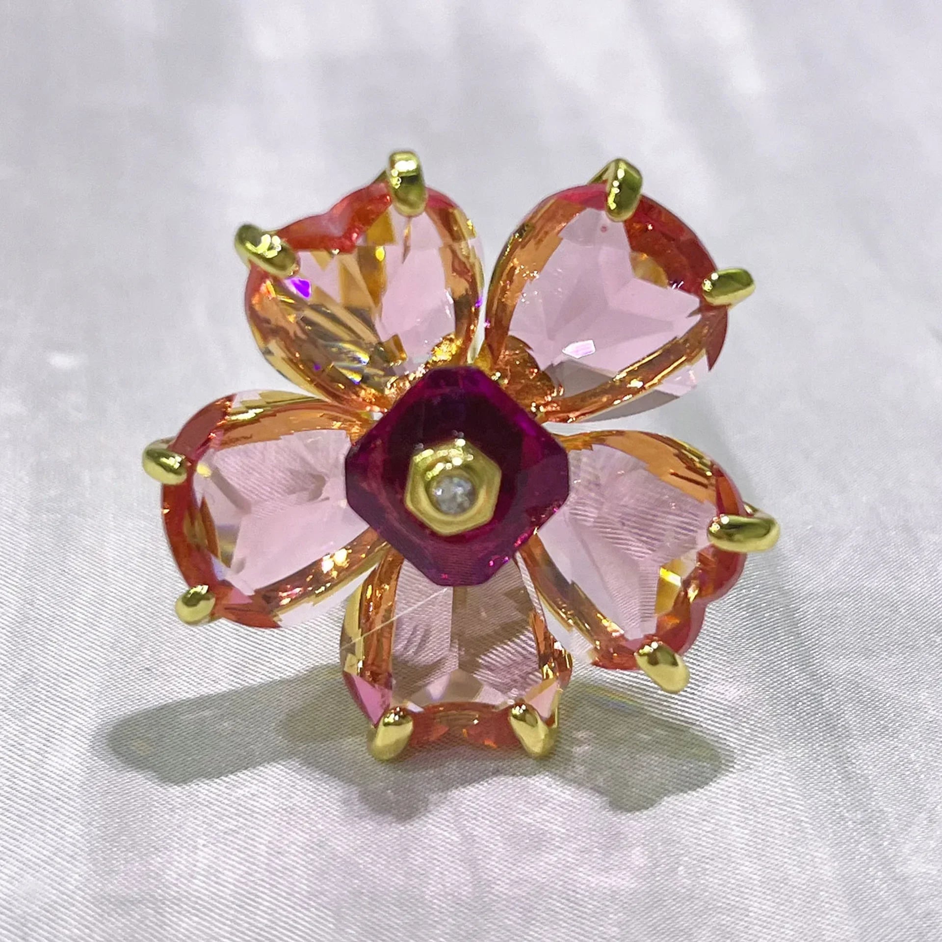 Bloom Éclat – Kristallring mit Blütenmotiv