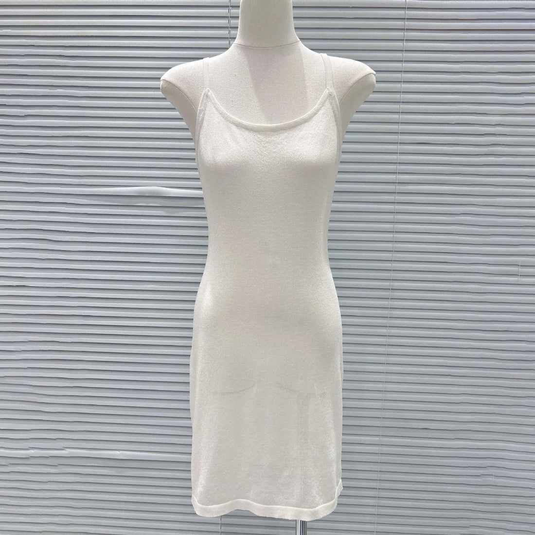 Évoria Dress – Strick Maxi Kleid