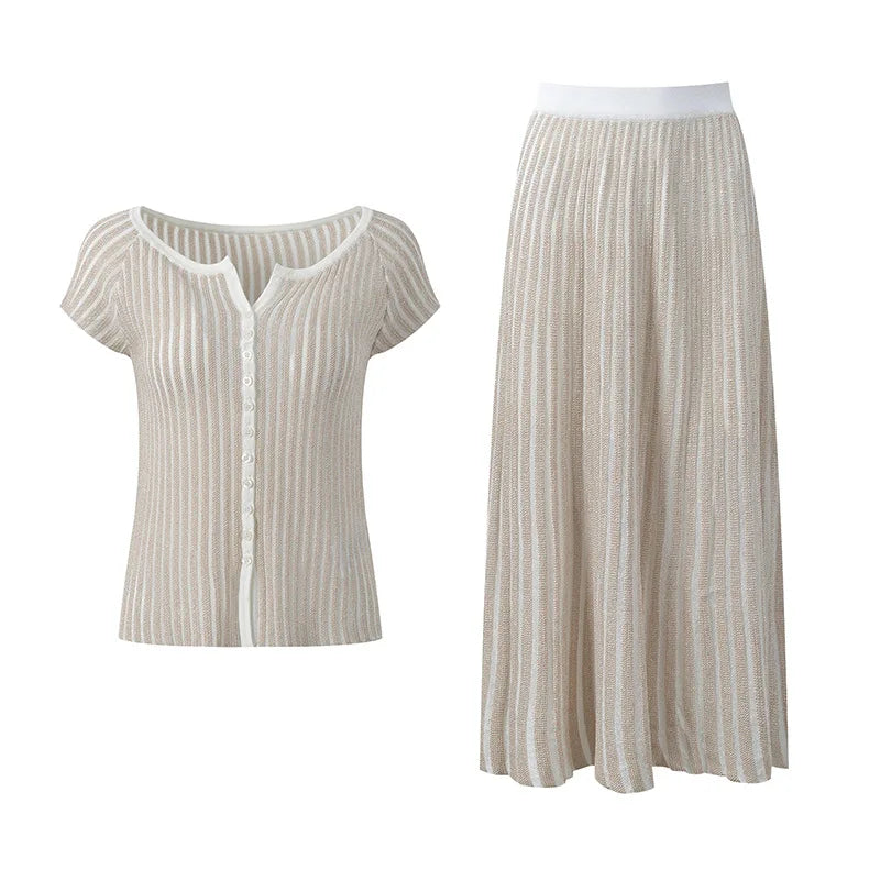 Valéa Pleated Set – Strick Cardigan & Midi Rock