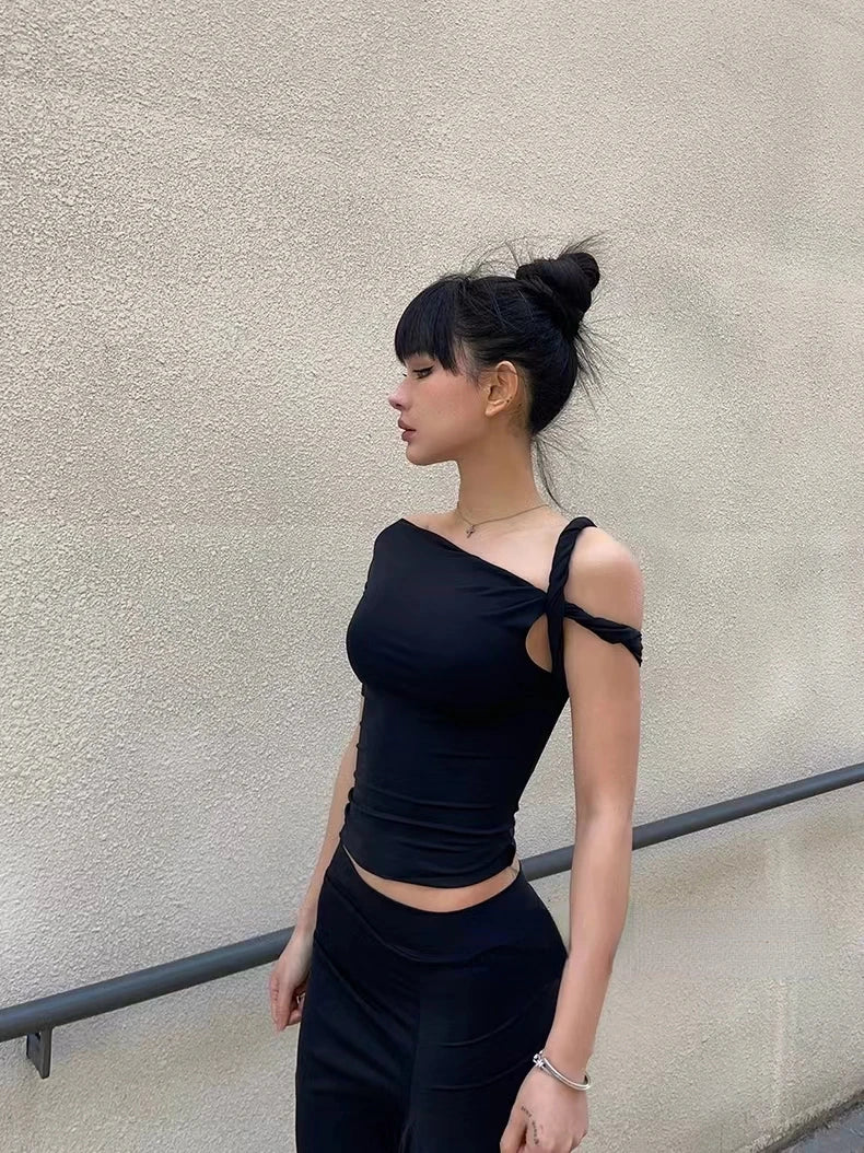 Twist & Sleek One-Shoulder Top
