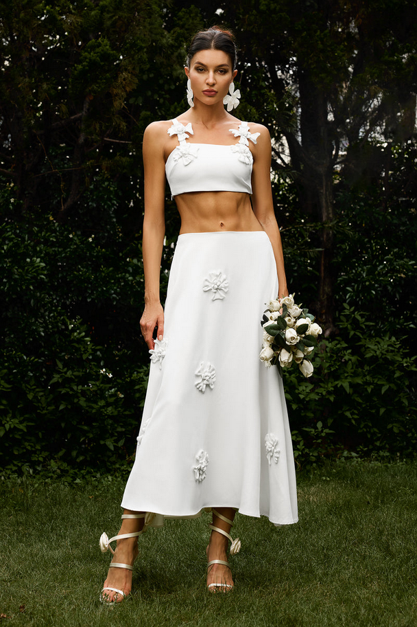 Lyra – Two-piece A-line summer set with appliqués 