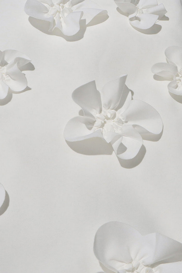 Elegant Summer Flair sleeveless maxi dress 