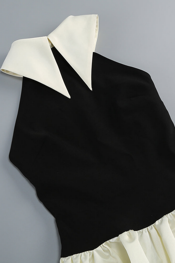 Contrast Charm – Elegant maxi dress