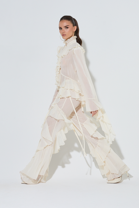 Liora Ruffle Pants Set – Elegant Streetwear Edition