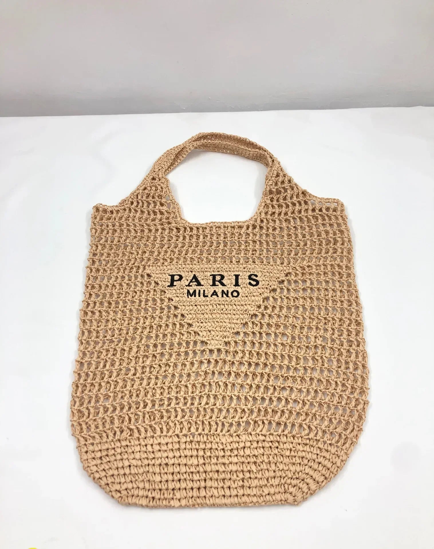 Solina – Handgefertigte Basttasche aus natürlichem Raffia mit Hohlmuster