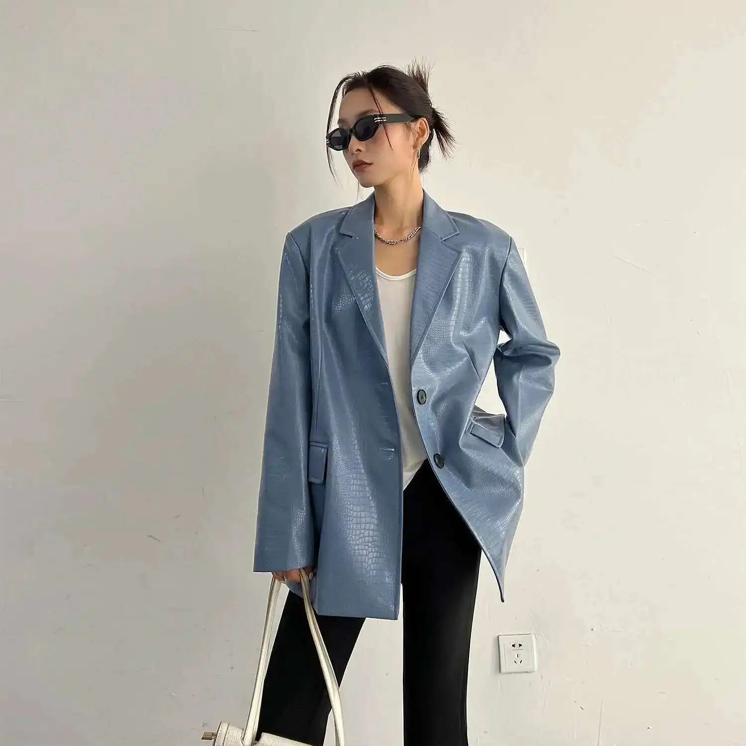 Virella Blazer - Oversize PU-Leder Blazer in Blau