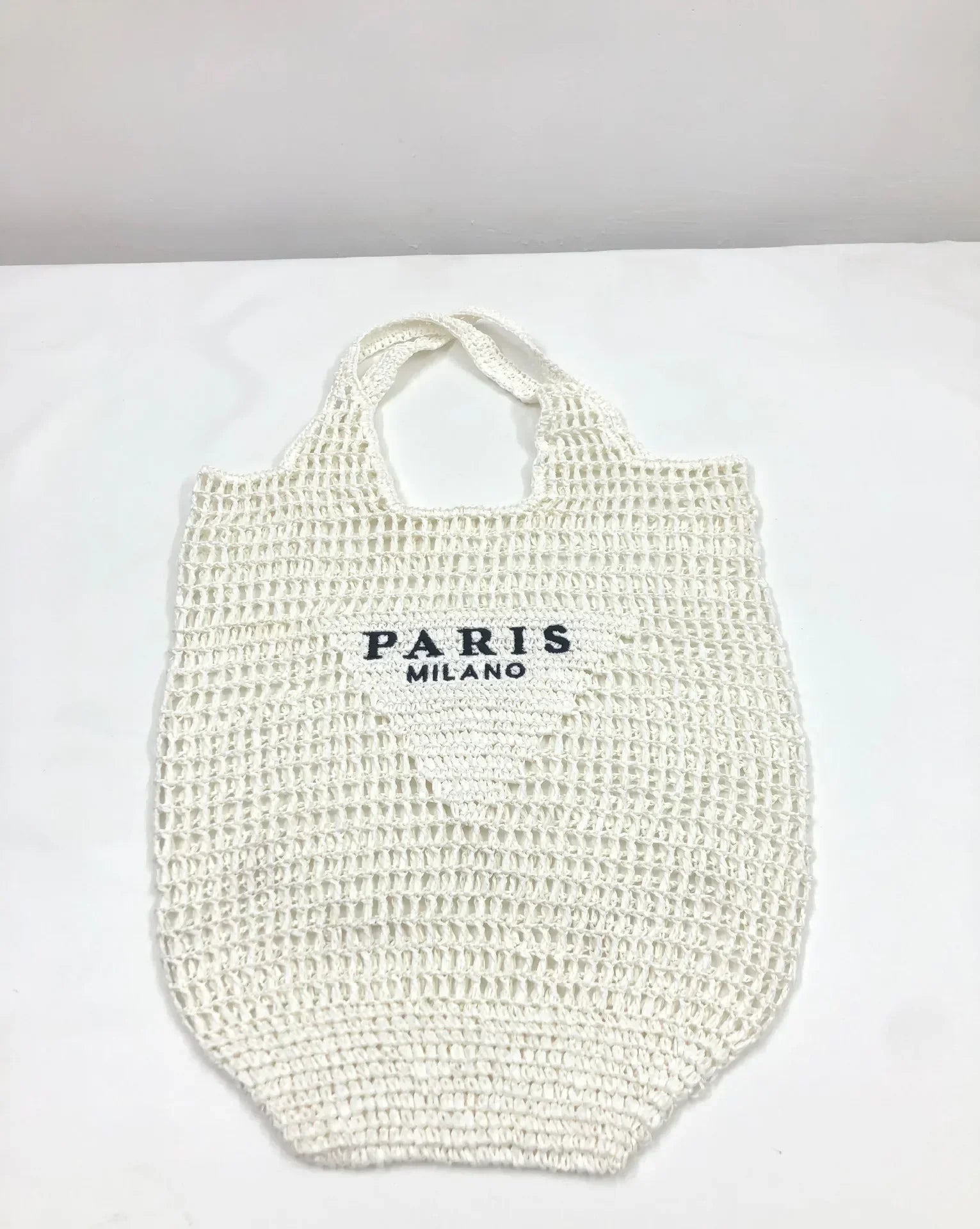 Solina – Handgefertigte Basttasche aus natürlichem Raffia mit Hohlmuster