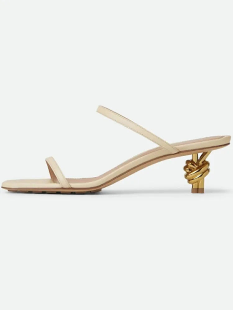 Aurora Knots Kitten-Heels