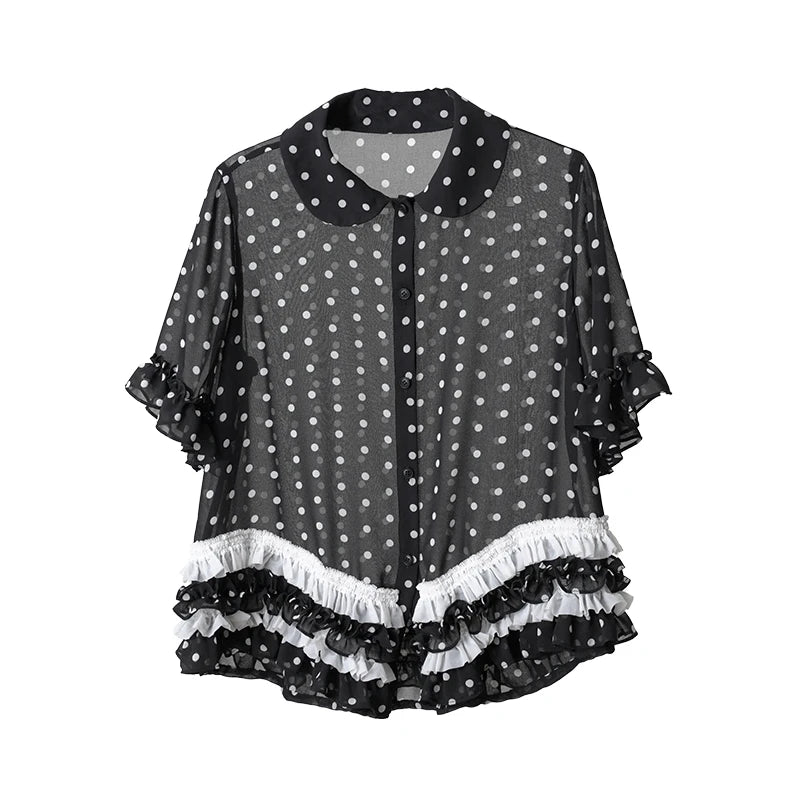 Lunapunkt – Summer blouse with polka dots and lace