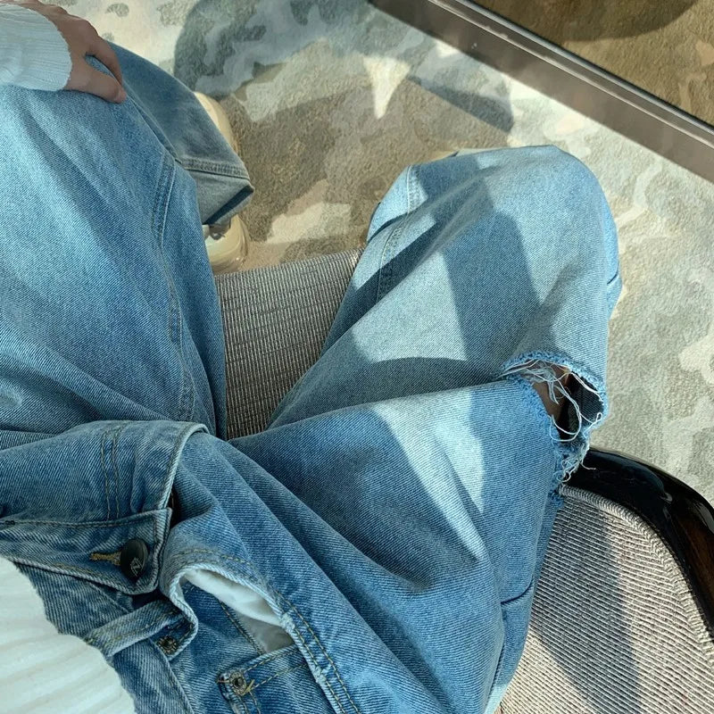 Hitonscool - Asymmetrical Cut Jeans